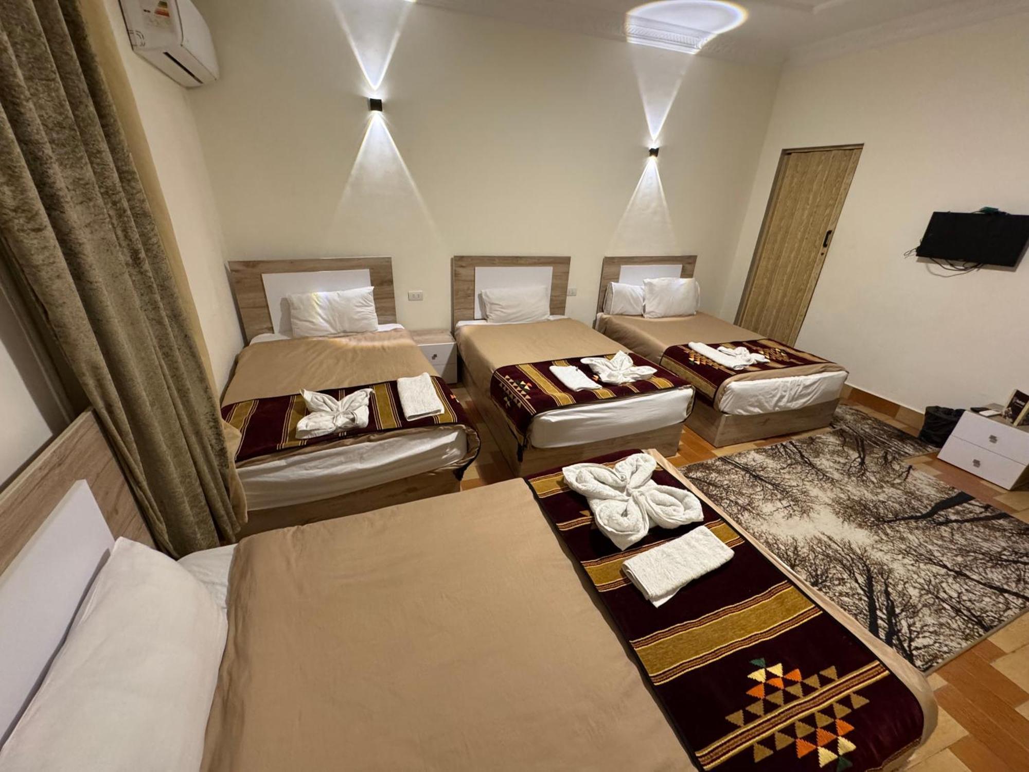 Nefertiti Pyramids View Hotel Kaherah Luaran gambar