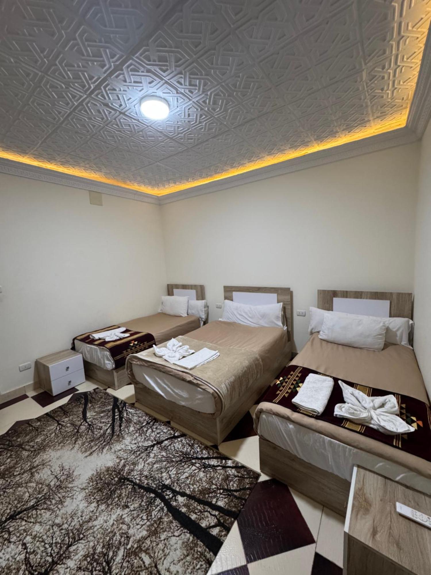 Nefertiti Pyramids View Hotel Kaherah Luaran gambar
