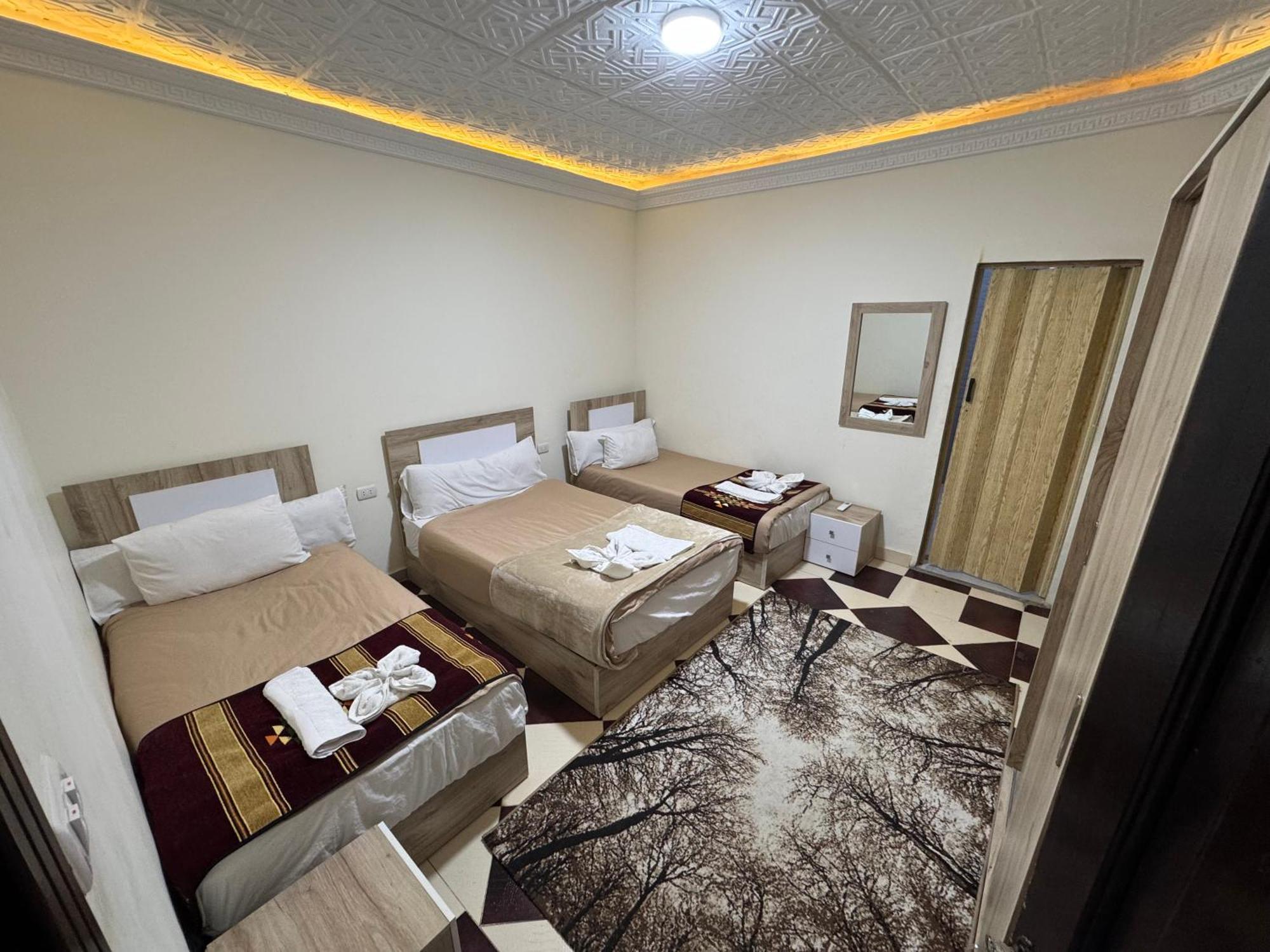 Nefertiti Pyramids View Hotel Kaherah Luaran gambar