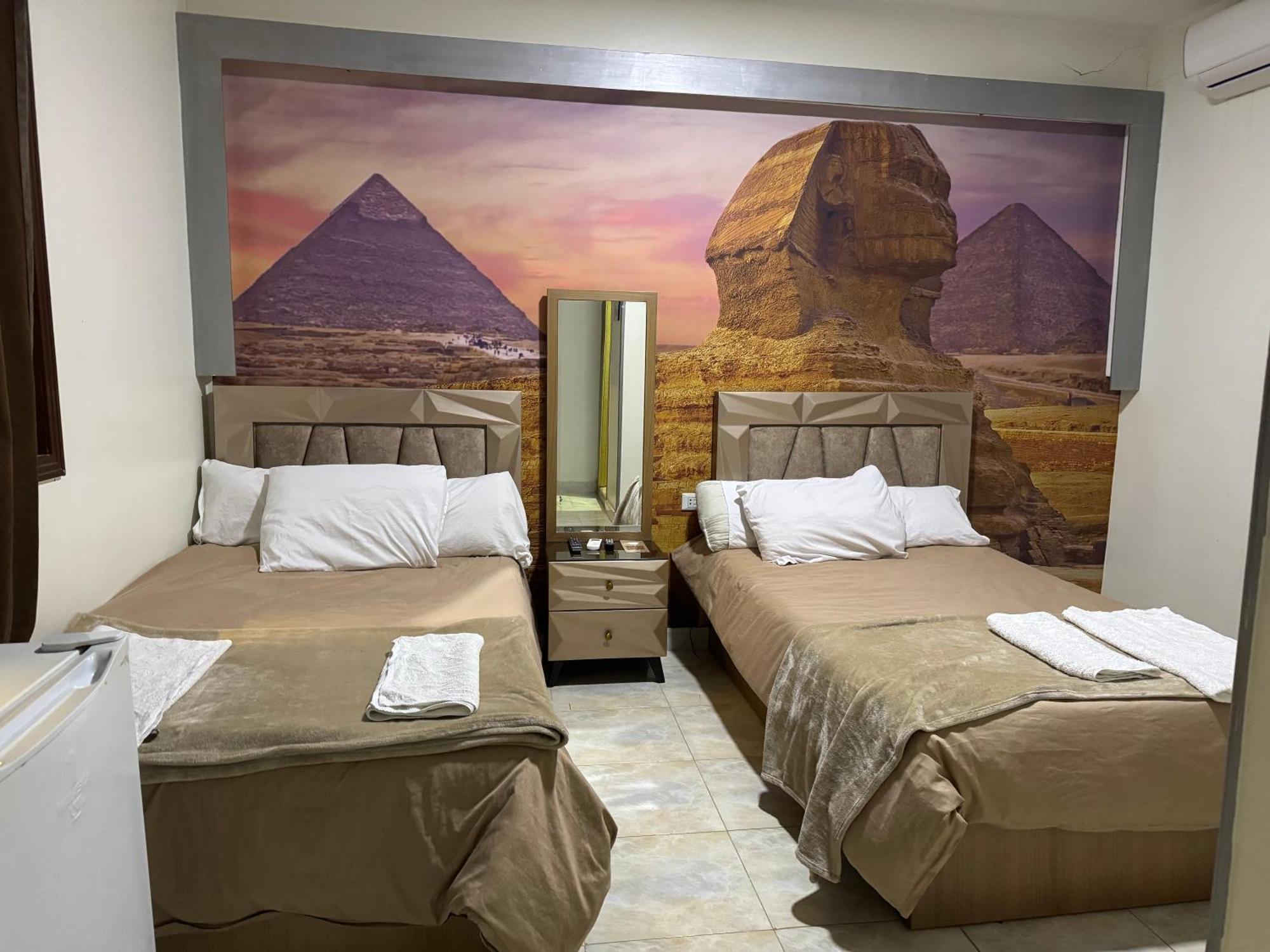 Nefertiti Pyramids View Hotel Kaherah Luaran gambar