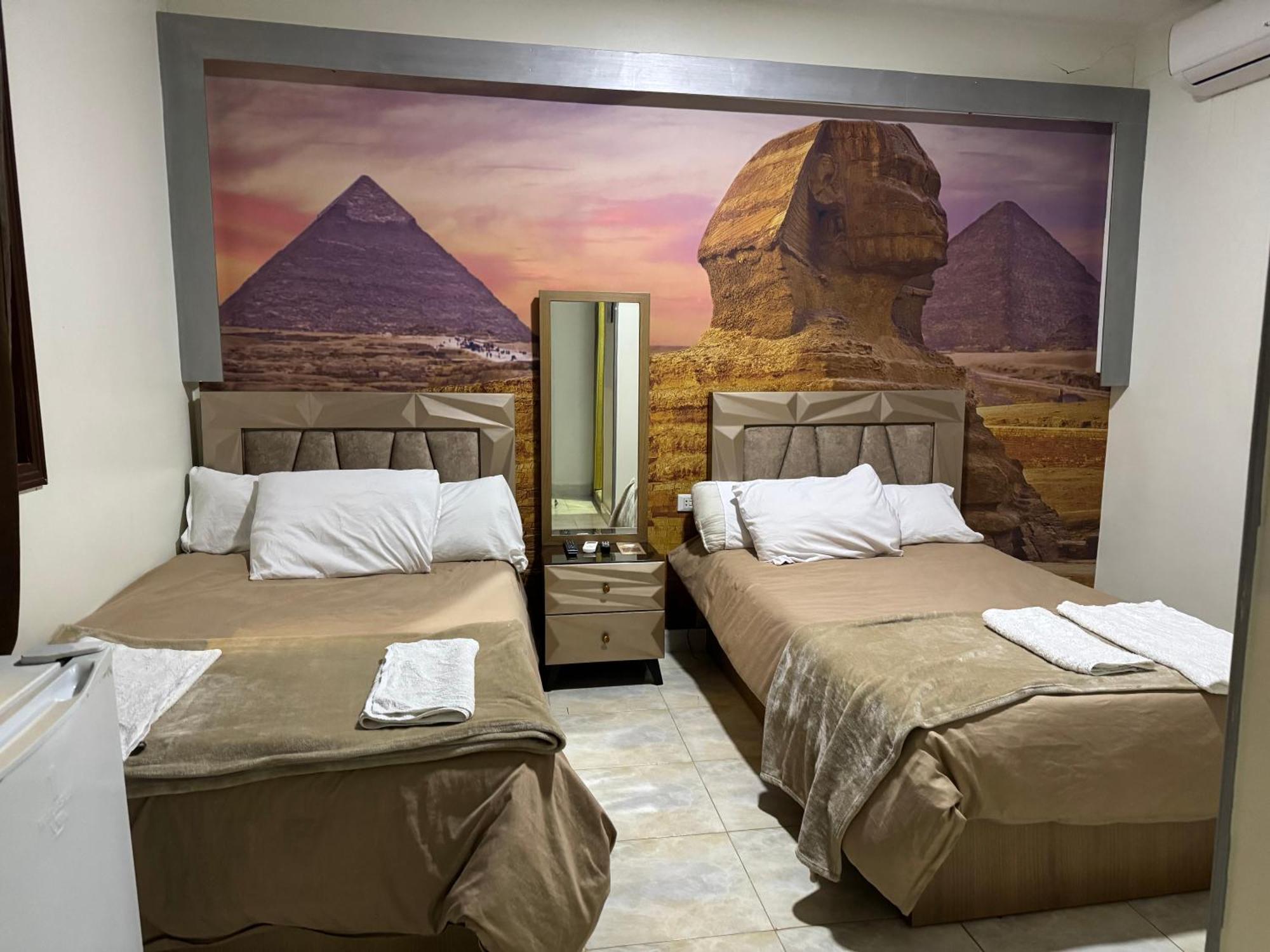 Nefertiti Pyramids View Hotel Kaherah Luaran gambar