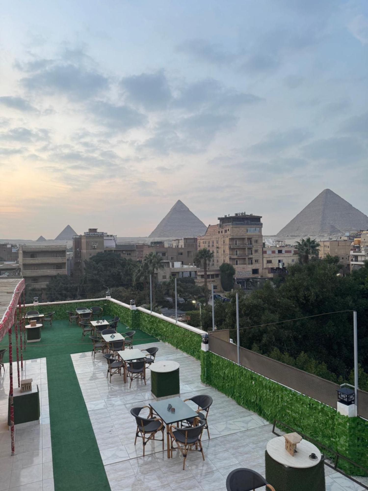 Nefertiti Pyramids View Hotel Kaherah Luaran gambar